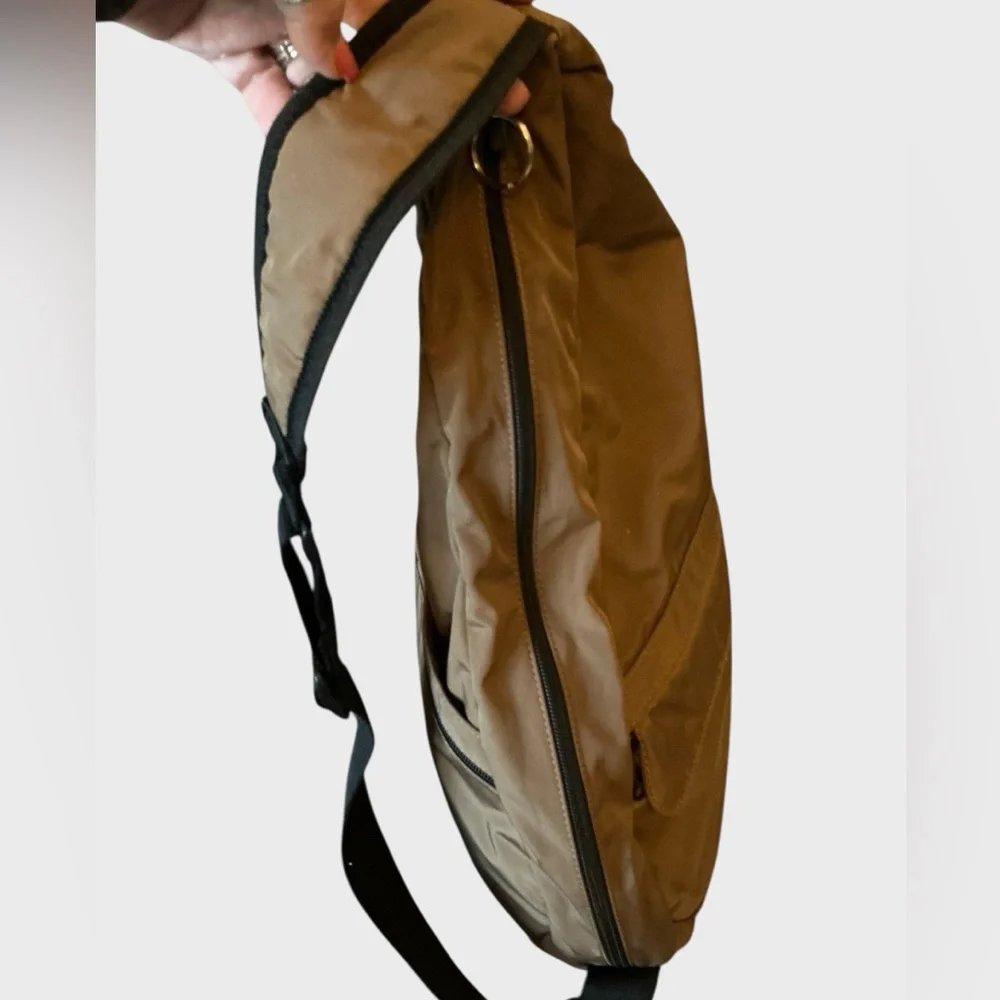 L.L. Bean AmeriBag Sling Backpack Brown Healthy Back Bag USA
